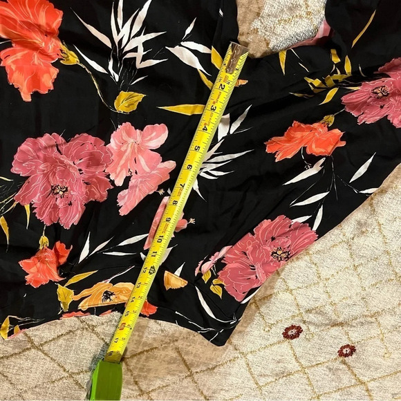 Guess Floral Tropical Print Hibiscus Pants Wide Leg Palazzo 6 Resort Black Pink - Picture 7 of 11